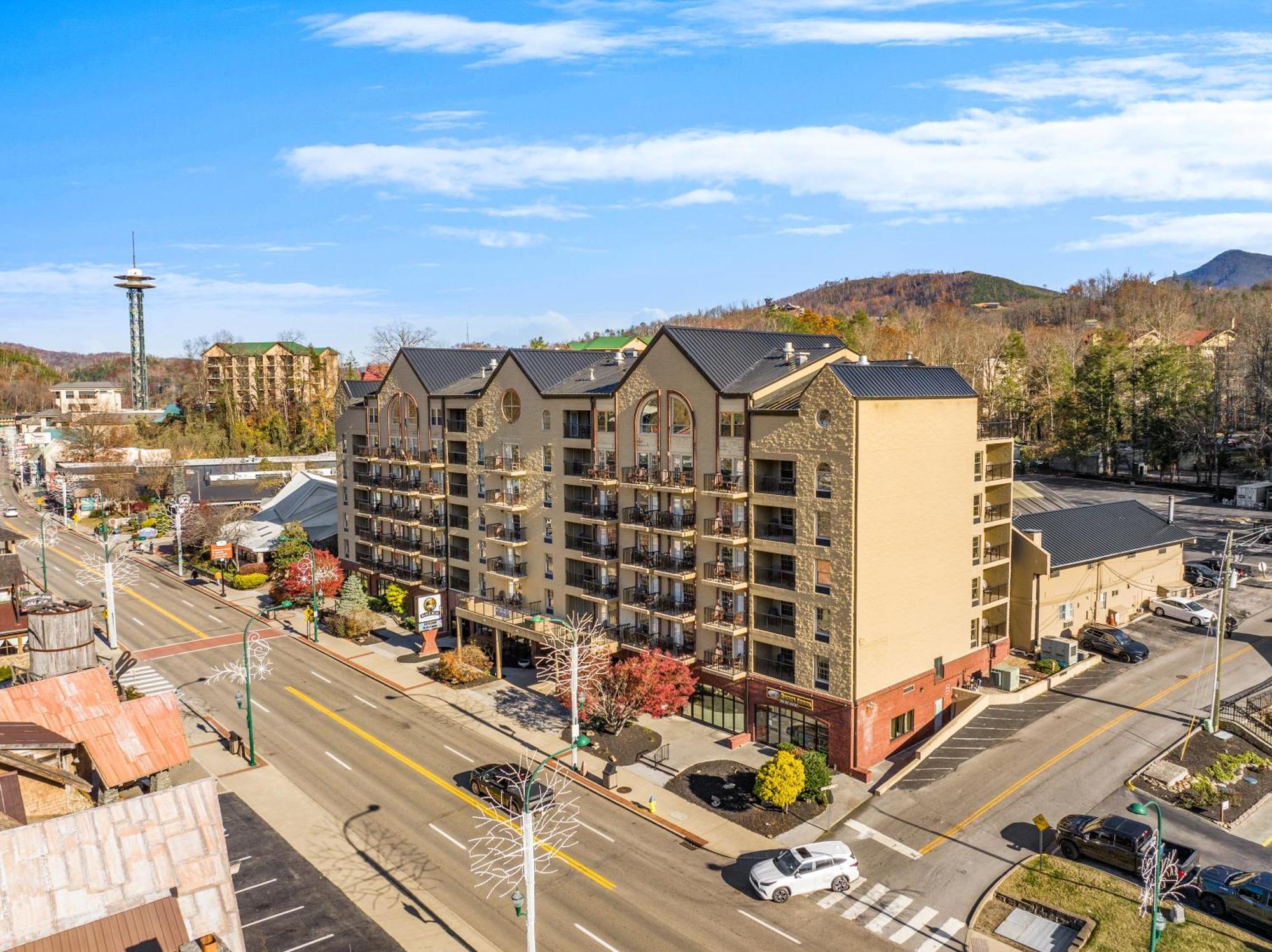 Black Bear Inn & Suites Гатлинбург Экстерьер фото