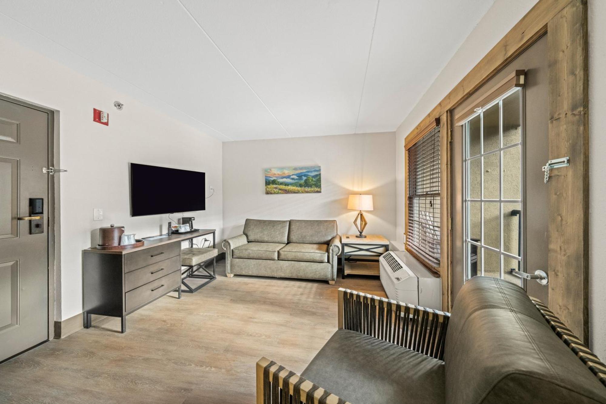 Black Bear Inn & Suites Гатлинбург Экстерьер фото